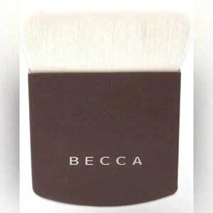 BECCA MULTI USE BRUSH